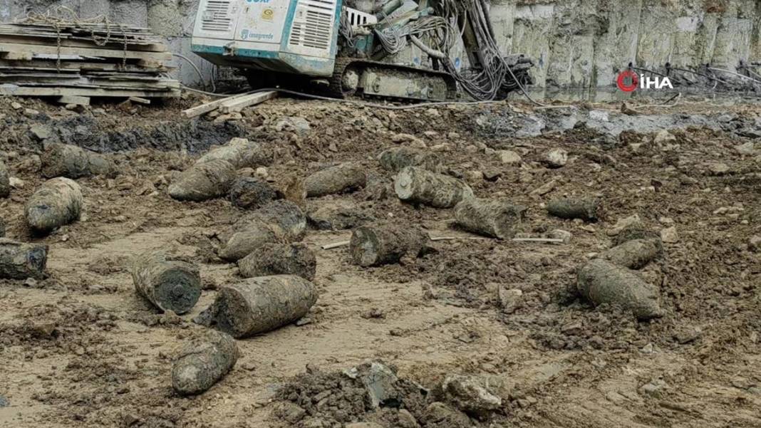 Okul inşaatından çıkanlar şoke etti: Yetkililer apar topar bölgeye gitti! Sokak kapatıldı, valilikten açıklama geldi 7